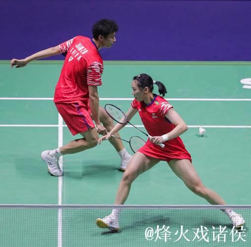 羽毛球世锦赛:中国三组合挺进混双八强 羽毛球世锦赛:中国三组合挺进混双八强